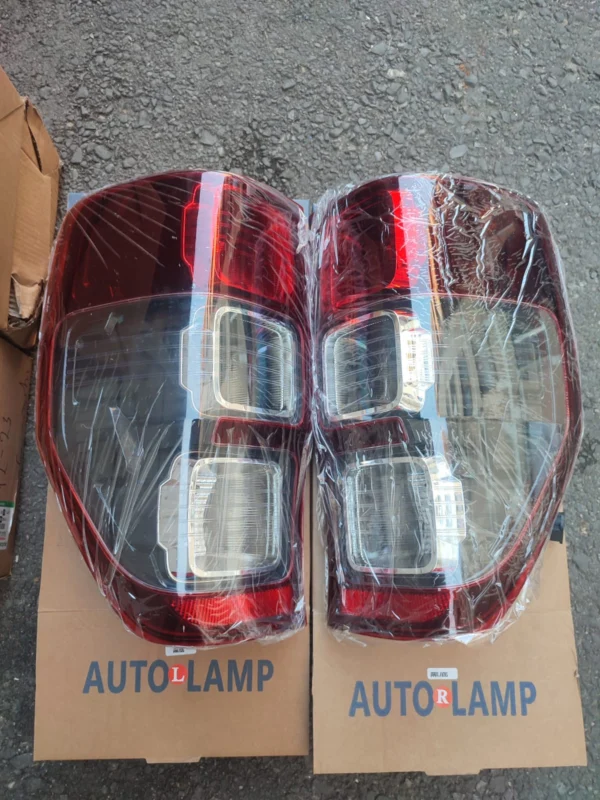 RANGER WILDTRACK უკანა ფარი