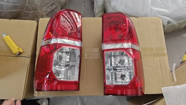 HILUX 2012-2014 უკანა ფარი